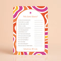 Babyshower spelkaart Wie kent Mama in Flower Power stijl, gepersonaliseerd met naam – Studio Miron