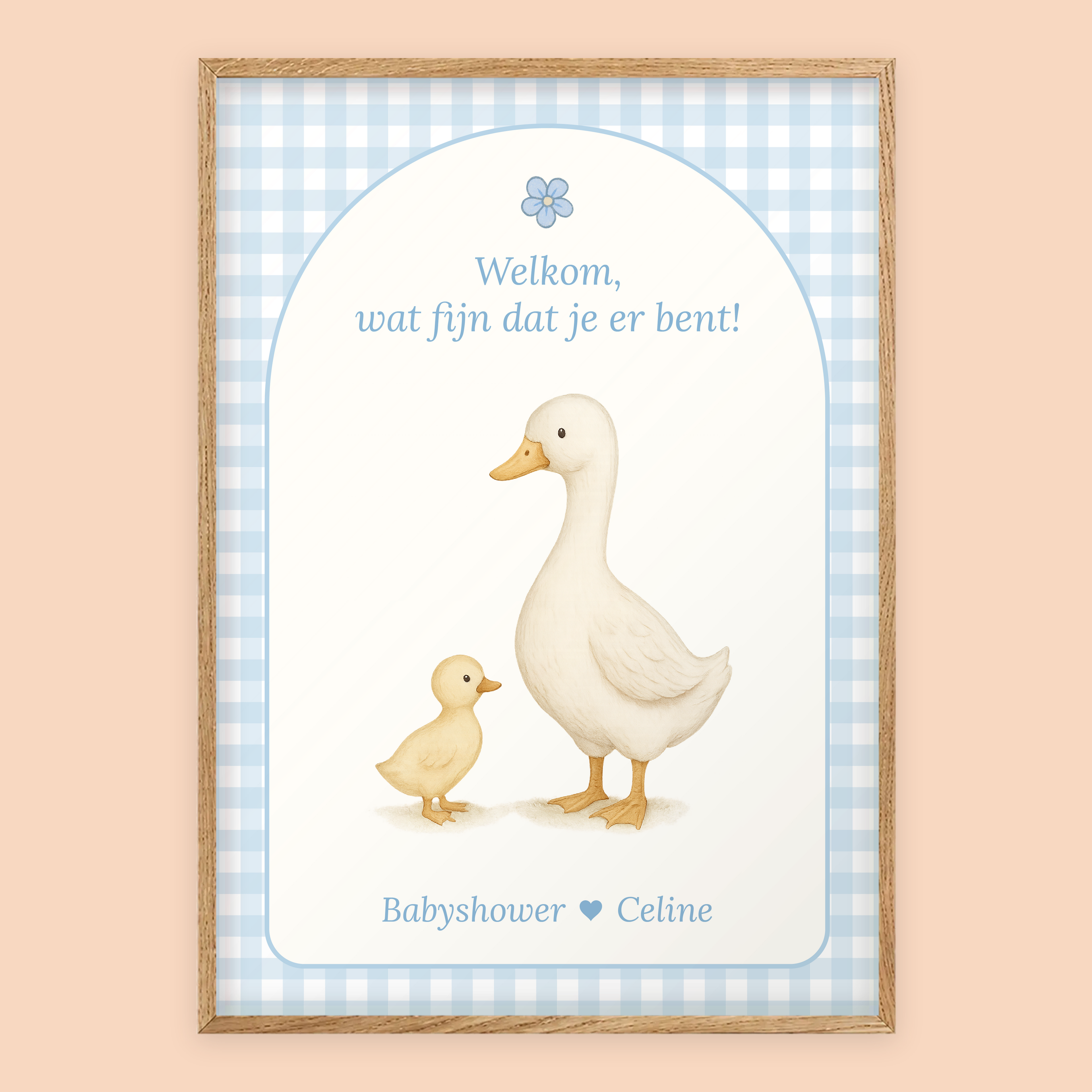 Babyshower welkomstposter in Gingham Blauw in eiken lijst, gepersonaliseerd met eigen tekst – Studio Miron